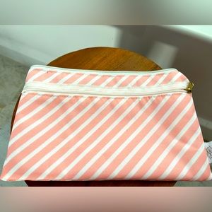 Logan & Lenora Waterproof Bag